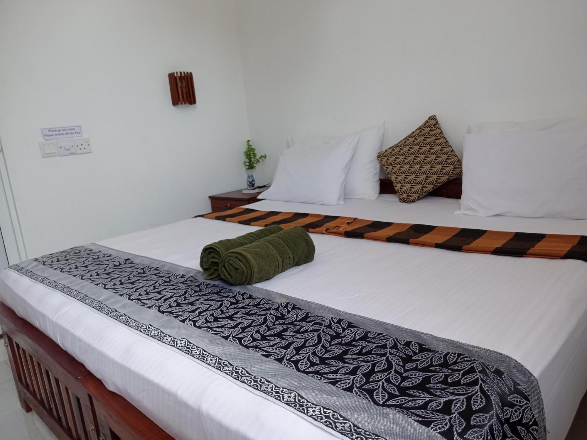 Dev House Homestay Unawatuna